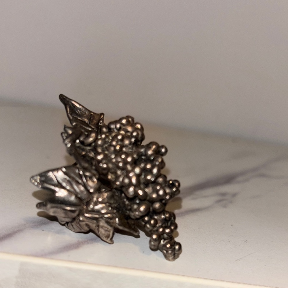 Unique Silver Grape Leaf Ring - image 3